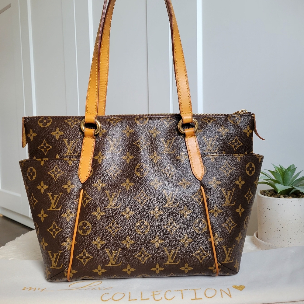 💕CLASSIC Tote Bag Discontinued LOUIS VUITTON Totally PM Monogram